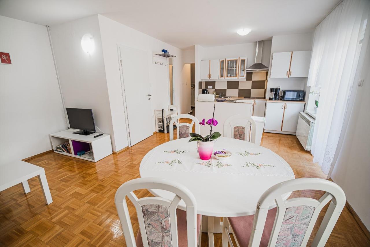 Vila K29 Bovec Zimmer foto
